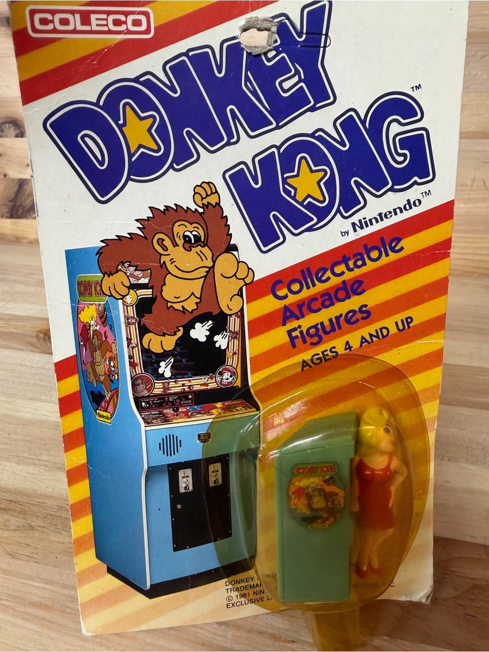 Vintage Arcade Donkey Kong Figure Pauline New in Package 1981 Coleco